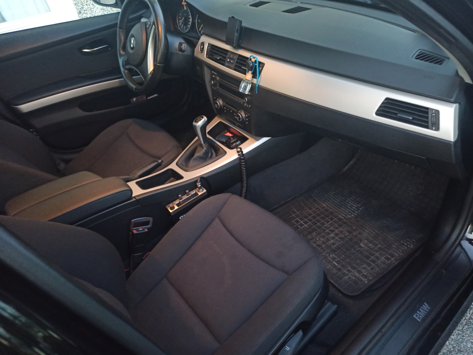 BMW e91 2011r
