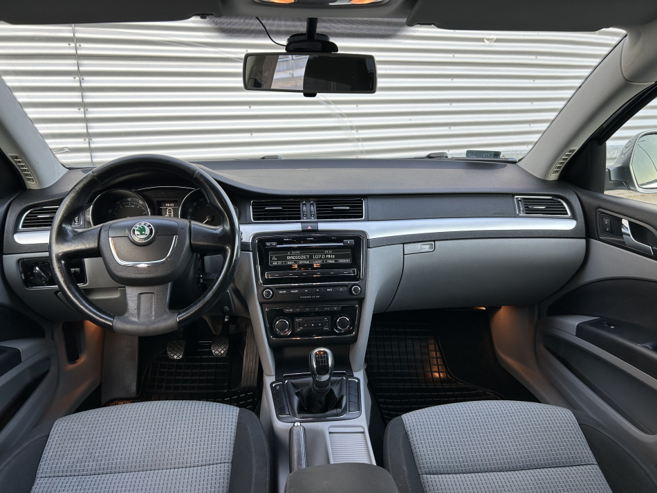 Skoda Superb II 1.8T** - zdjęcie 5