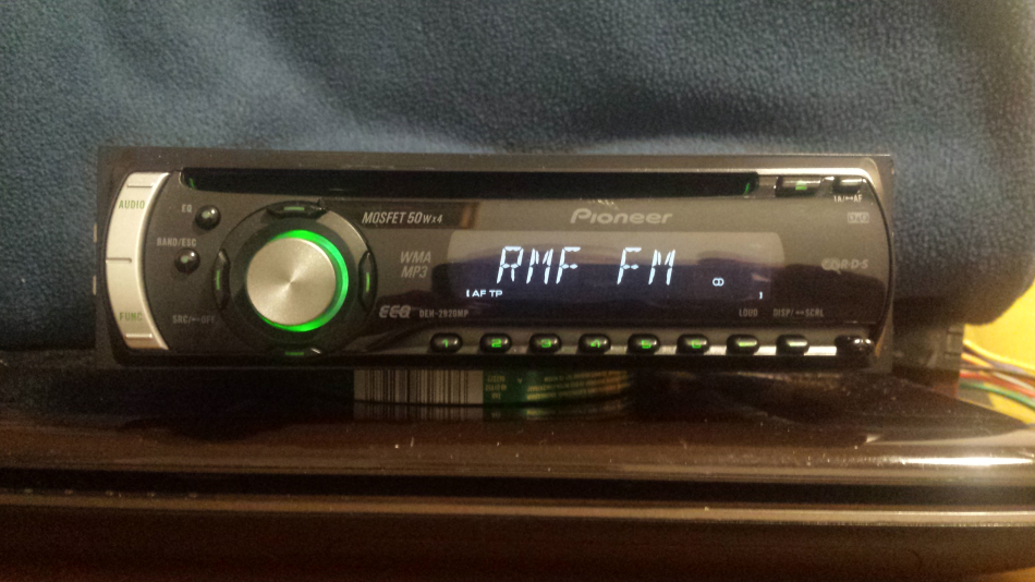 Radioodtwarzacz samochodowy Pioneer DEH-2920MP - zdjęcie 2
