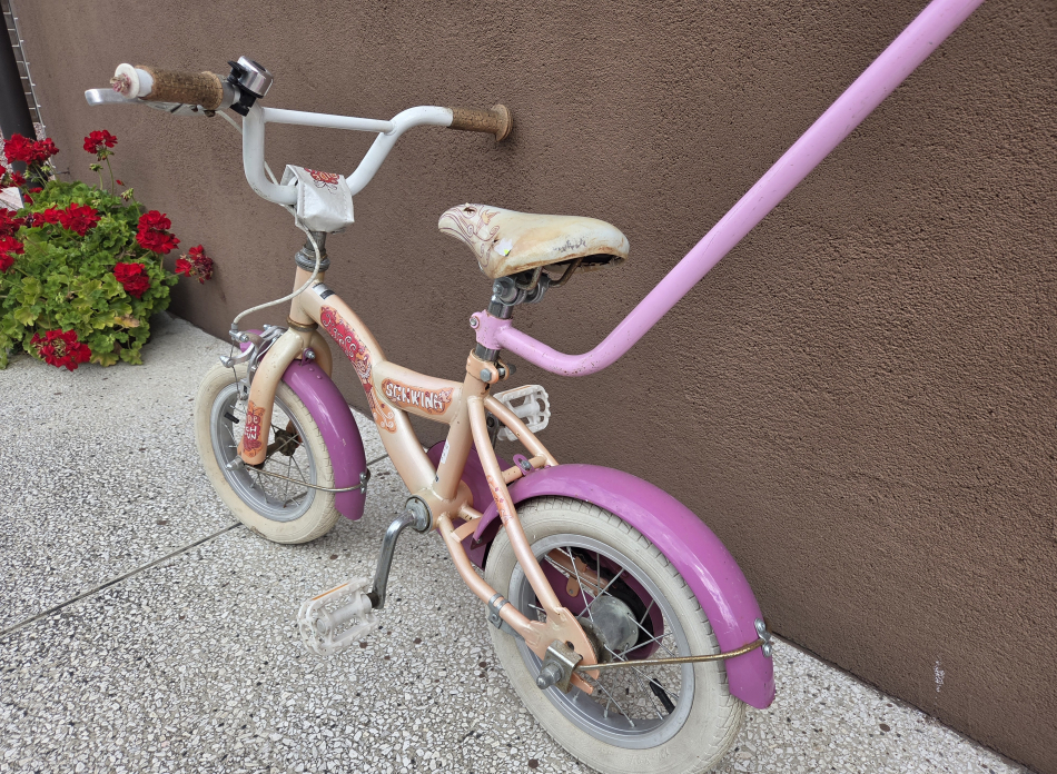 Rowerek dla dziewczynki Schwinn - zdjęcie 4