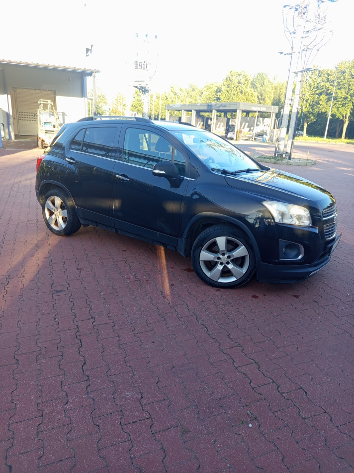 Sprzedam Chevrolet Trax 2013r. 1.7 CDTI (130KM) - zdjęcie 2