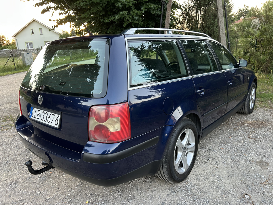 Volkswagen Passat B5 FL 2.3 VR5** - zdjęcie 4