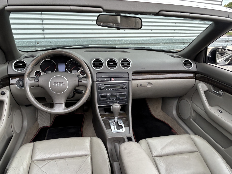 Audi A4 B6 Cabrio 2.5TDI**