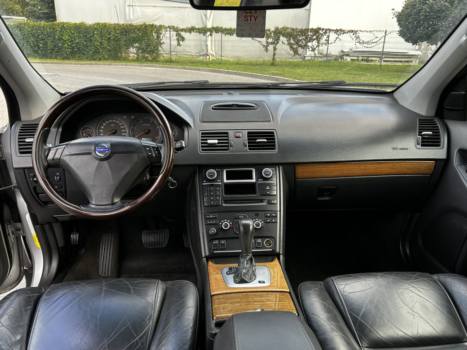 Volvo XC90 2.4D** - zdjęcie 5