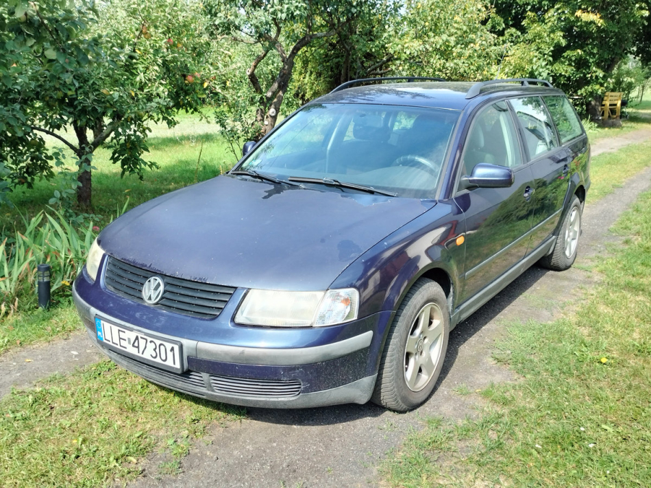 Sprzedam Volkswagen Passat 1,8B 150KM - zdjęcie 2