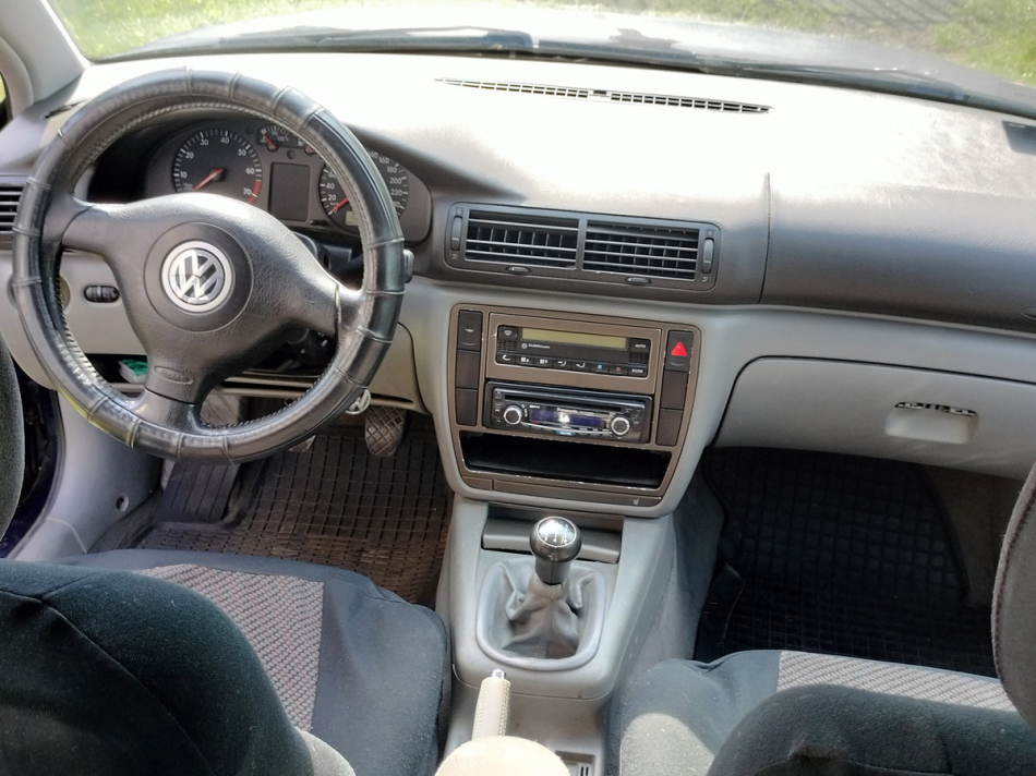 Sprzedam Volkswagen Passat 1,8B 150KM - zdjęcie 5