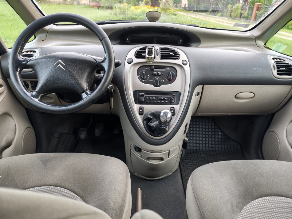 Citroën Xsara Picasso 1.6 HDI - zdjęcie 3