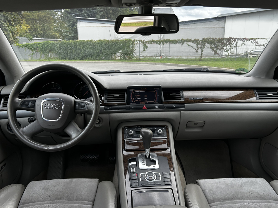Audi A8 D3 LIFT 3.0TDI** - zdjęcie 5