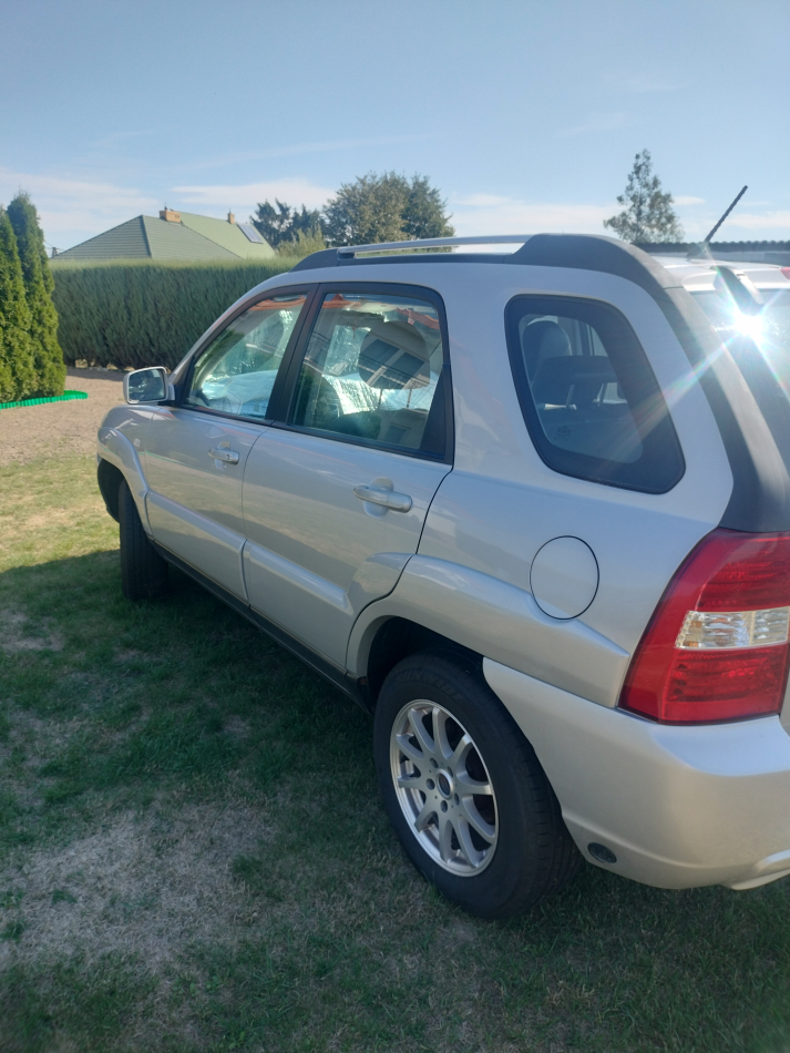 KIA SPORTAGE II 2.0 141 KM + LPG | 2007 r. - zdjęcie 4
