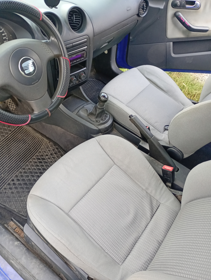 Seat Ibiza 3 6l 1.4 16v 2003r. - zdjęcie 2