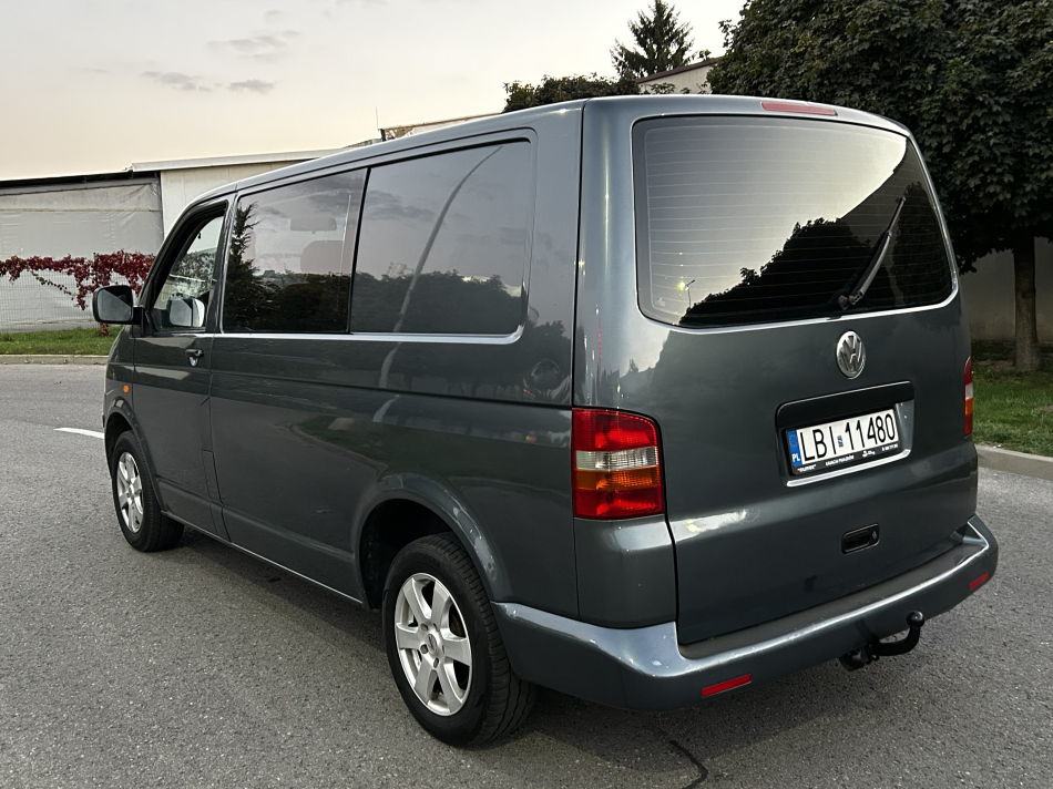Volkswagen Transporter T5 2.5TDI*5os** - zdjęcie 2