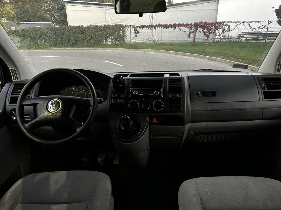Volkswagen Transporter T5 2.5TDI*5os** - zdjęcie 5