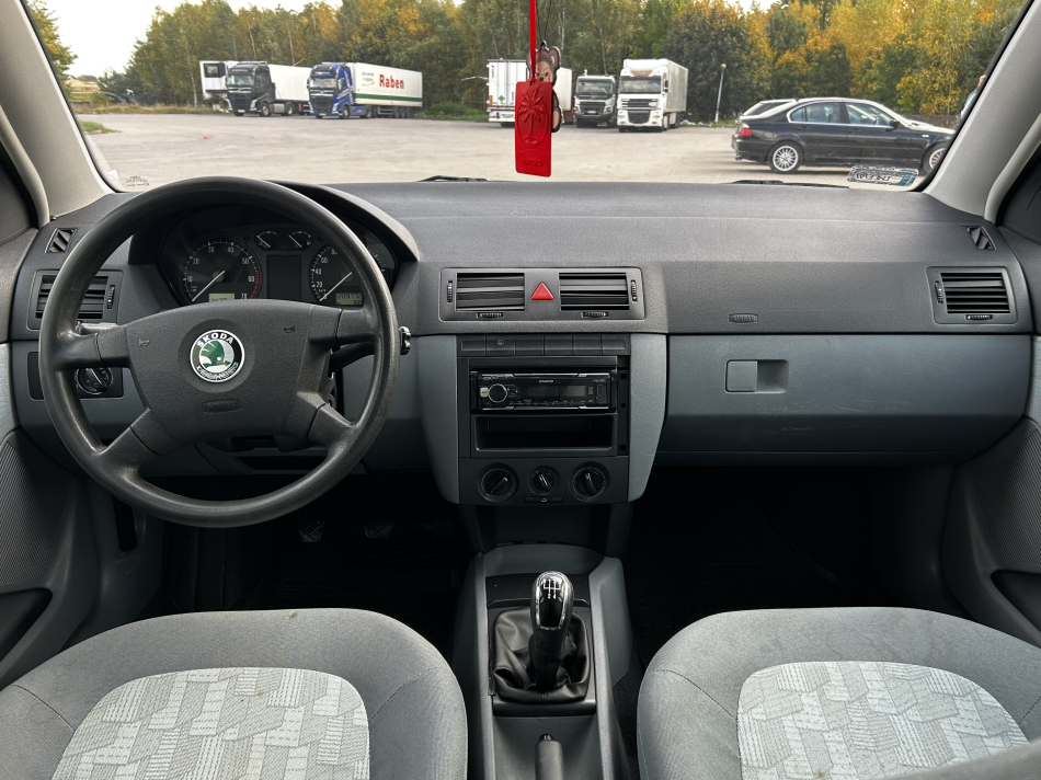 Skoda Fabia 1.4MPI** - zdjęcie 5