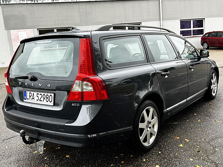 Volvo V70 2.0D** - zdjęcie 3