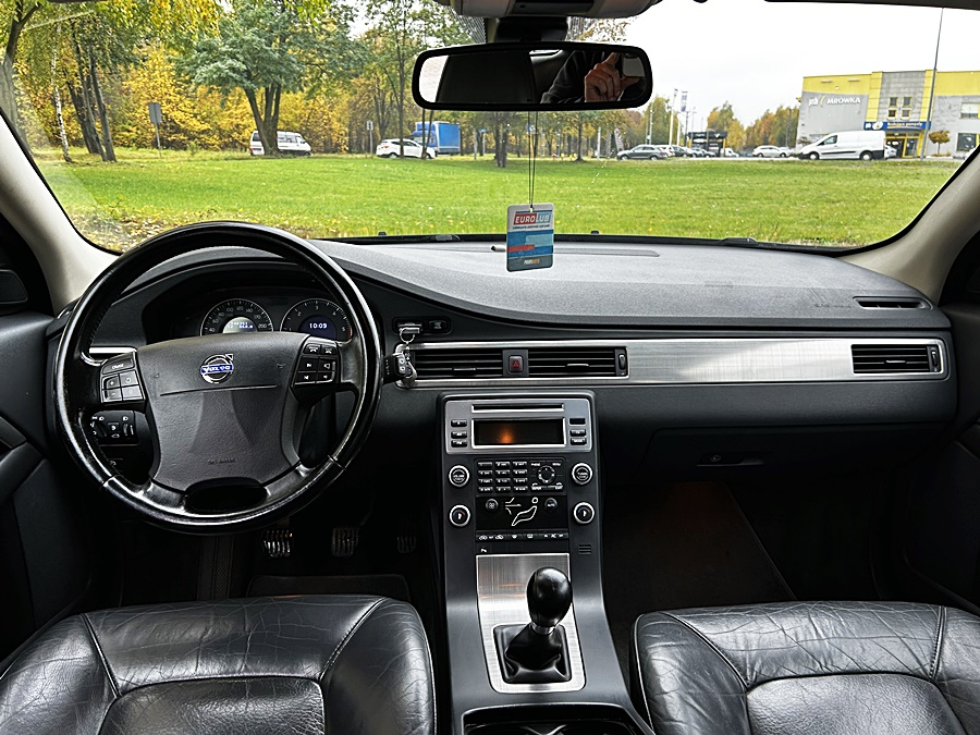 Volvo V70 2.0D** - zdjęcie 5