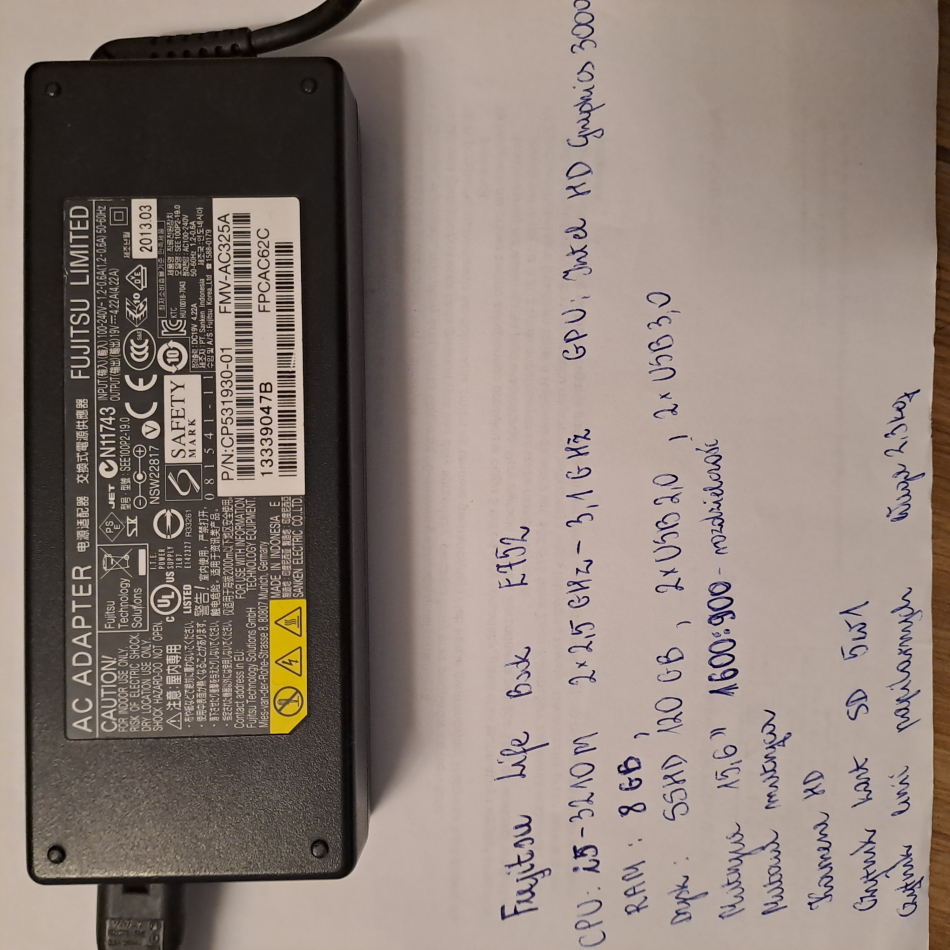 Laptop Fujitsu life book e 752 - zdjęcie 5